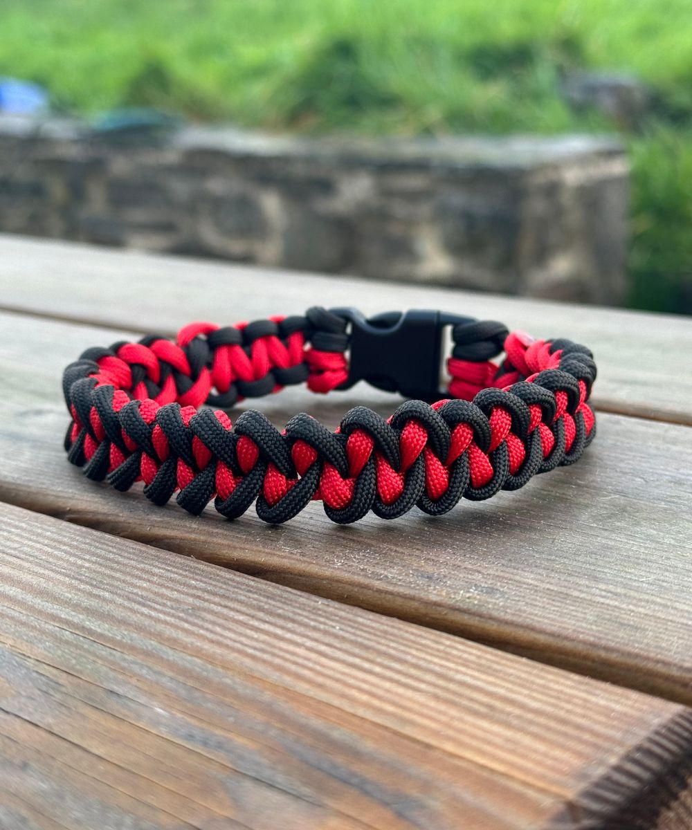 Berry beautiful - Dog paracord collars - sharkJaw